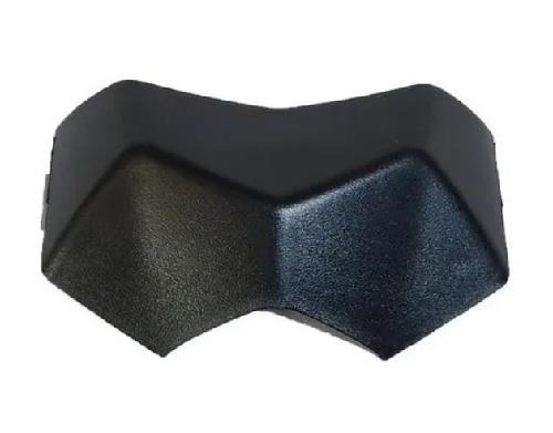 [1220300-234000] Deflector base/soporte de parabrisas. Color negro