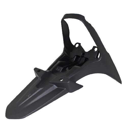 Lodera/salpicadera trasera color negra. Material plastico