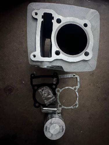 Kit de cilindro para cadena de distribucion color negro (incluye, anillos, cilindro, 2 juntas, perno, piston y seguros)