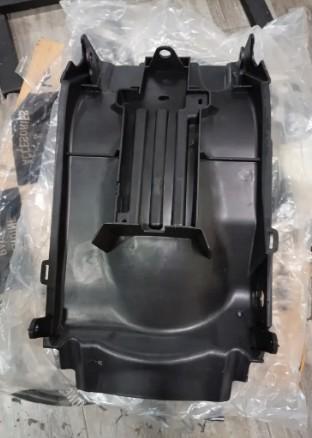[F0-1027] Salpicadera trasera parte frontal